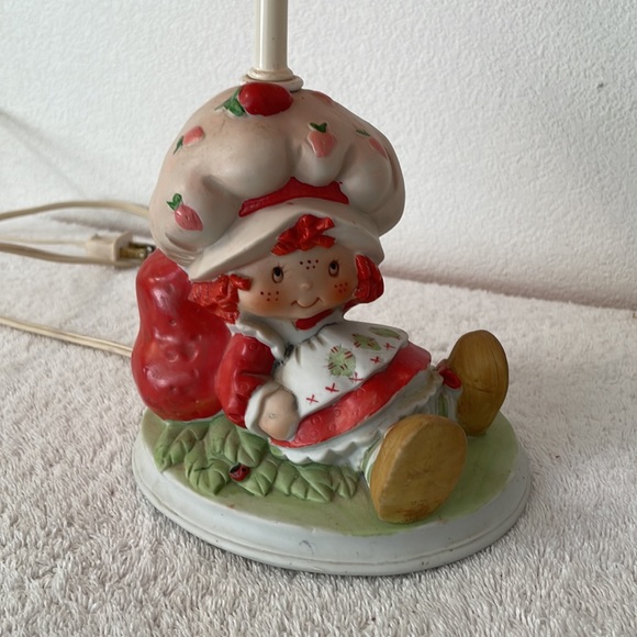 Vintage 1980s Strawberry Shortcake Lamp 16” Tall USED! Read Description! - Picture 2 of 9